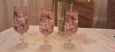 Qədəhlər, rəng - Bənövşəyi, Şüşə