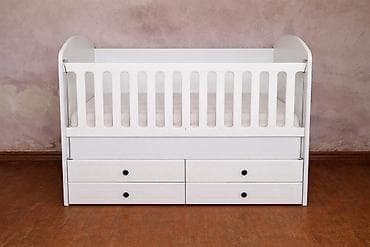 korpə beşiyi: Oğlan və qız üçün, Dördbucaq, Beşik, Dəstsiz, Matrassız, Yellənmə mexanizmsiz — 2