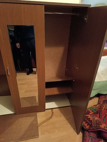 Seyflər: Qarderob, paltar dolabı — 2