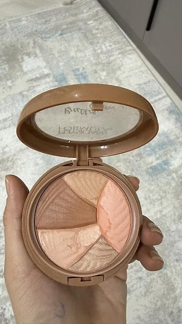 Bronzer — 1