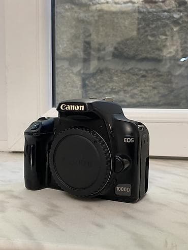 mini pc: Canon EOS 1000D gövdə + Canon EF‑S 18‑55mm f/3.5‑5.6 II linza — 9