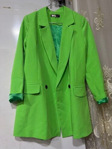 klassik geyim: 12 AZN — 2