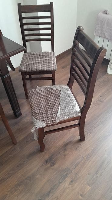 isdolar: Stol və stul. Heç bir qırığı cızığı yoxdur — 3