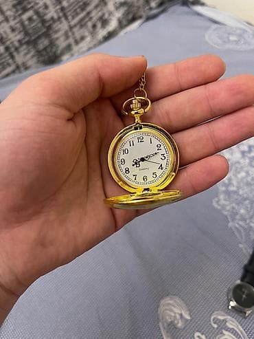 Qol saatları və aksesuarlar: İşlənmiş, Klassik Saat dəsti, rəng - Qızılı — 1