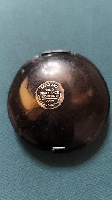 ətr: Coty Masumi Solid Fragrance Compact – bərk ətir - Brend: Coty - — 1