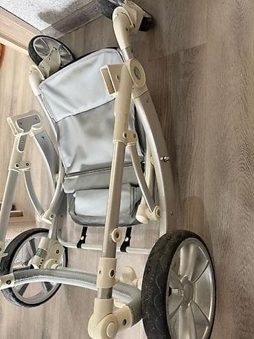 Araba-beşiklər: Çıxarılmayan beşikli araba, İşlənmiş, Ünvandan götürmə, Pulsuz çatdırılma, Ödənişli çatdırılma — 1