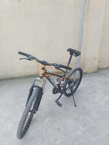 Velosipedlər: Velosiped 24 lükdür hər bir şeyi işlək vəziyyətdədir ƏLİM YANDI — 1