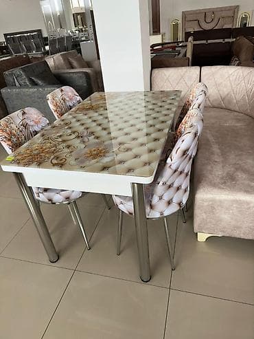 metbext kunc divan: Mətbəx üçün, Açılmayan, Dördbucaq masa, 4 stul — 1