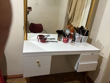 туалетный столик белый: İşlənmiş, Açılmayan, Kvadrat masa — 2