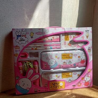 Set şəklində uşaqlar üçün xəttkeş yontan karandaş penal pozan