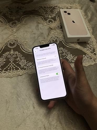 ipod classic 7: IPhone 13, Çəhrayı, Face ID — 4