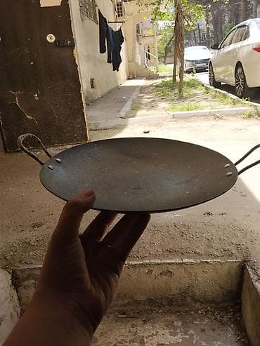 Yəhərlər: Sac qabı 7 manatadir.endirim yoxdur az işlənmişdir fikri ciddi olanlar — 1