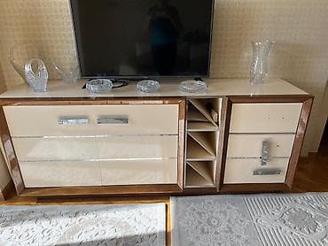 parça dolap: Meubel dəsti - Geniş sürgülü qapılı şkaf: krem rəngli panel və tünd — 8