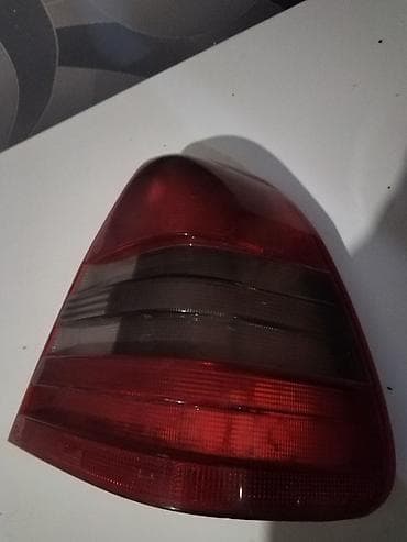 w202 dönmə işığı: Mercedes-Benz — 2