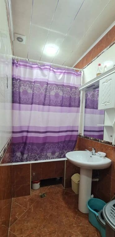 nefclerde kiraye ev: Nefciler metrosuna yaxin 2 otaqli Bina evi kiraye verilir eşyali — 7