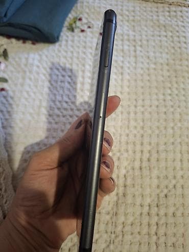 айфон 5 с: IPhone 8 Plus, Черный, Отпечаток пальца — 6