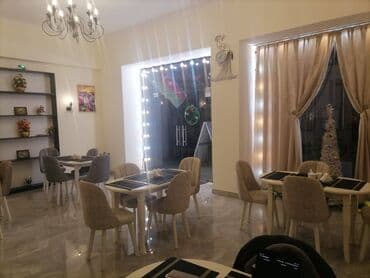 киоск в аренду: Kafe İcarəyə verilir. 80 kv, Zal mətbəx, sanuzel. Fəvvarələr meydanına — 2