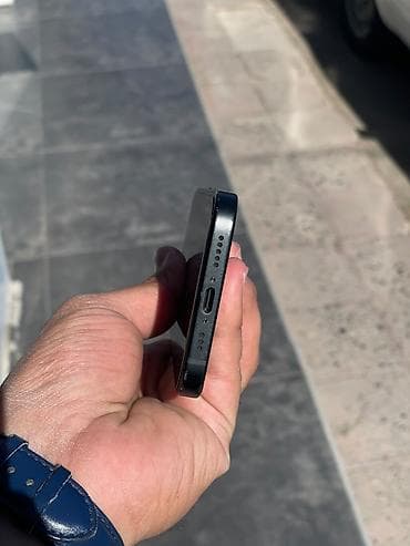 iphone 11 barter var: IPhone 15, 128 GB, Qara, Face ID — 10