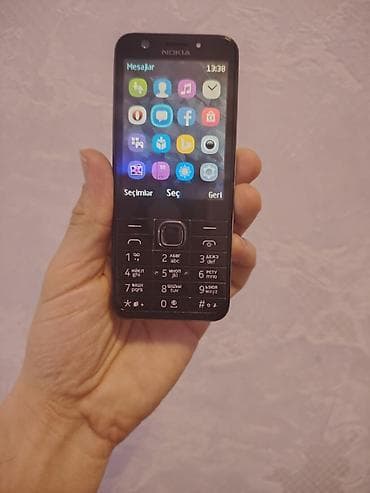 Nokia 8000 4G, 256 GB, rəng - Qara, Düyməli, İki sim kartlı