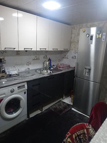 studio evler: Salam 2 mərtəbəli 6 otağı 8 sotun içində həyət evi satılır qazi suyu — 2