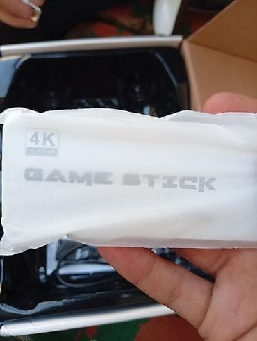 marvel spiderman 2: 2.4G Wireless Game Stick retro oyun konsolu seti Paket məzmunu: - 2 — 2