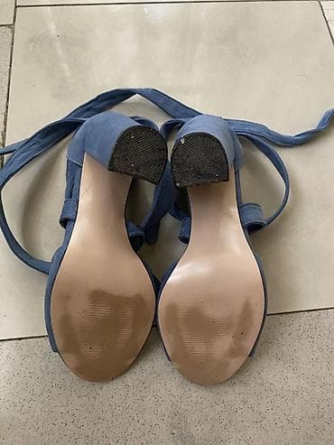 Босоножки, сандалии, шлепанцы: Brend: SUZANA Model: Mavi qadın sandal Stil: Açıq burun, qalın — 2