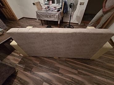 işlenmiş kunc divan: Divan, İşlənmiş, Açılmayan, Bazalı, Parça, Çatdırılma yoxdur — 2