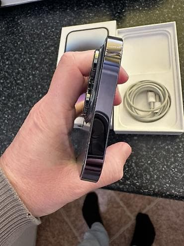 iphone 7 plus plata: IPhone 14 Pro, 256 GB, Deep Purple, Face ID — 2