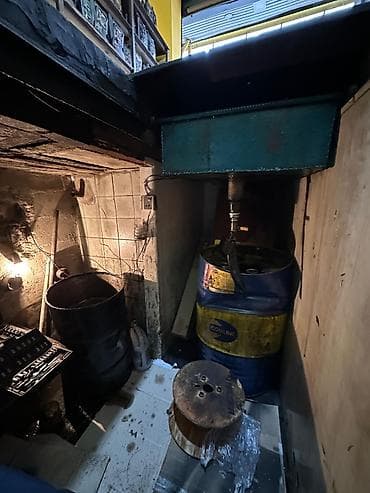 obyekt satisi: Salam. Yeganə şadlıq sarayı ilə üzbə-üz 15 ildən artıqdırki avtotəmir — 4