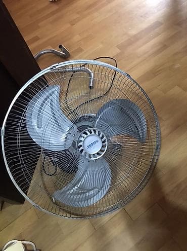 Ventilyator Döşəməüstü, Pərli