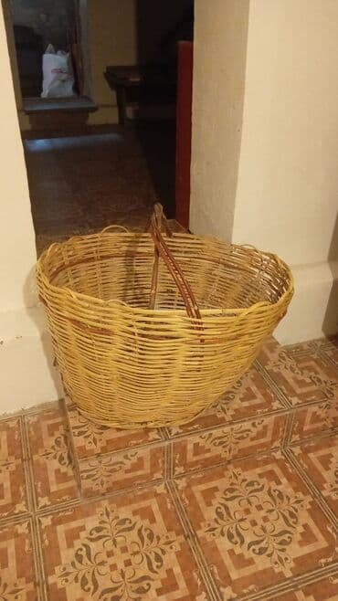 Boyuk olcu Gence sebetleri.4 eded. qalib.Unvan Şuvelan — 1