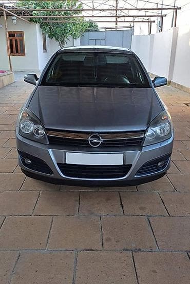 Opel Astra: 1.4 l | 2006 il 236000 km Hetçbek lalafo.az -da Opel Astra: 1.4 l | 2006 il 236000 km Hetçbek