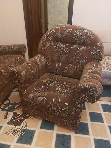 dəmir seyf qapi: Divan, İşlənmiş, Çatdırılma yoxdur — 4