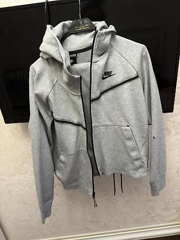 Boz idman geyim dəsti - Nike kapüşonlu svitşot: önü tam fermuarlı lalafo.az -da Boz idman geyim dəsti - Nike kapüşonlu svitşot: önü tam fermuarlı