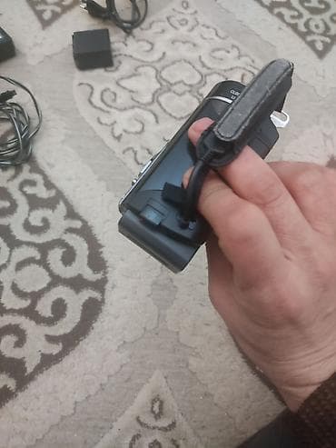 ikinci el 11 pro max: Sony Handycam HDR-CX190 videokamera - Full HD AVCHD çəkiliş - 30x — 4