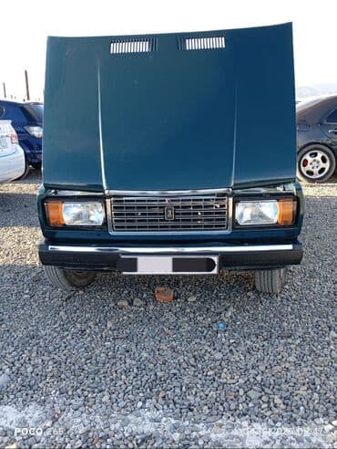 ваза напольная стеклянная высокая без узора: LADA 2107 sedan - Kuzov: 4 qapılı sedan, tünd yaşıl rəng - Mühərrik — 4