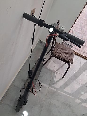 elektirkli scooter: Elektrikli skuter – şəhər içi rahat və sürətli hərəkət üçün — 1