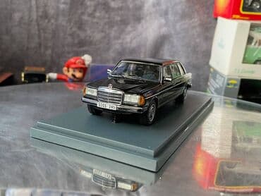 metbex tavan modelleri: Коллекционная модель Mercedes-Benz 240D V123 limousine black 1978 NEO — 17