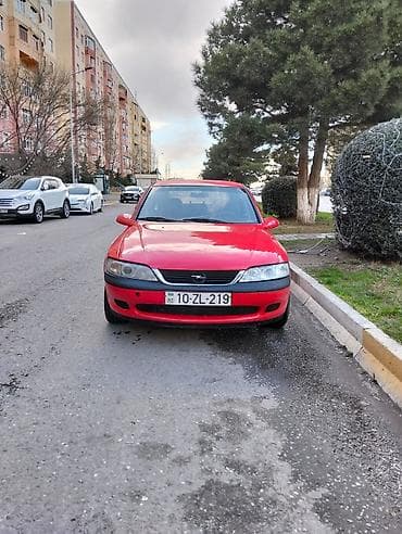 əlimyandı avto: Opel Vectra: 1.8 l | 1997 il 101000 km Hetçbek — 4