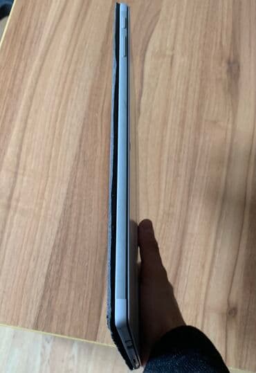 notbooklar: Intel Core i5, 8 GB, 13.3 " — 6