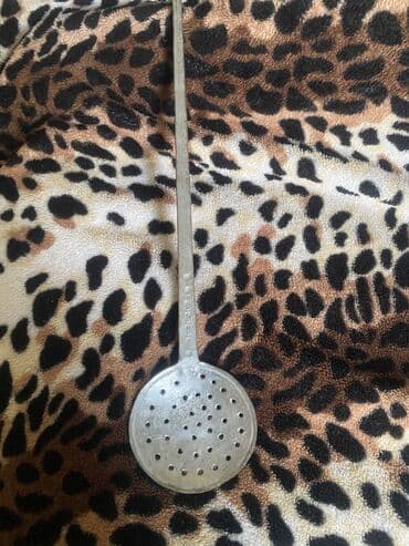 Metal süzgəc qaşıq - Material: metal (ehtimalən alüminium və ya