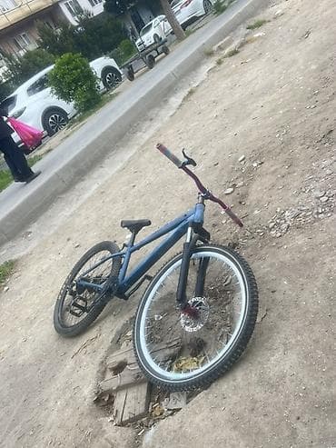 velosiped 28 lik: İşlənmiş Şəhər velosipedi 26", sürətlərin sayı: 32, Pulsuz çatdırılma — 4