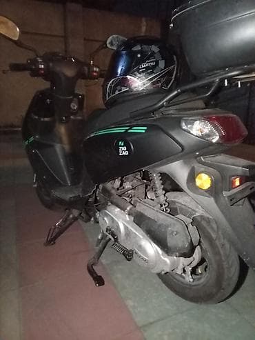 agv kask: Ziğzağ mopedi satılır yenidir 3 aydır alınıb üsdündə kaska birdə təzə — 4