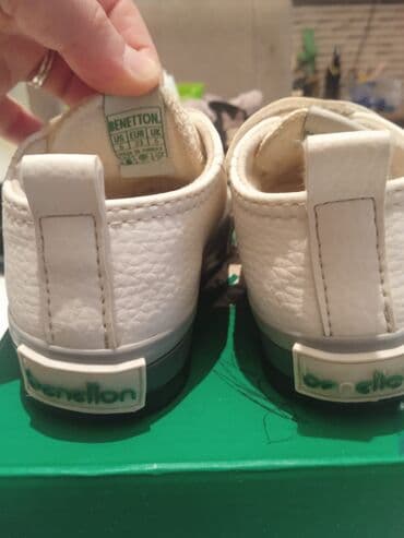 Nənnilər: Krossovka, Uniseks, 23 — 3