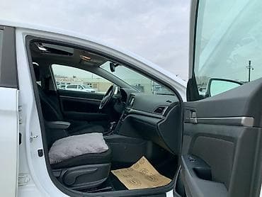 Motonəqliyyat: Hyundai Elantra: 2 l | 2017 il Sedan — 10