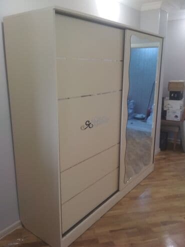 işlənmiş krafatlar: Yataq desti təcili satılır.7 ay istifadə olunub yaxşı — 6