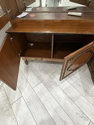 ustullar: Mətbəx üçün, Açılmayan, Kvadrat masa — 8