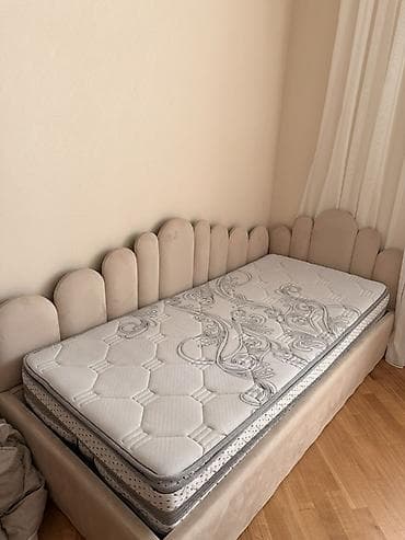 Oğlan və qız üçün, Çarpayı, Bazasız, Matras ilə, Siyirməsiz
