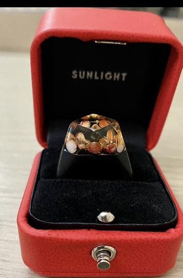 Ювелирные изделия: Кольцо — 1