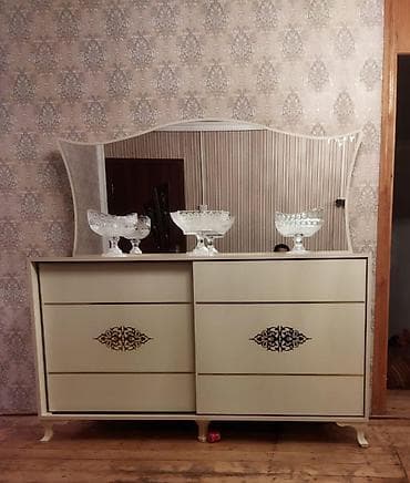 İşlənmiş, Güzgülü lalafo.az -da İşlənmiş, Güzgülü